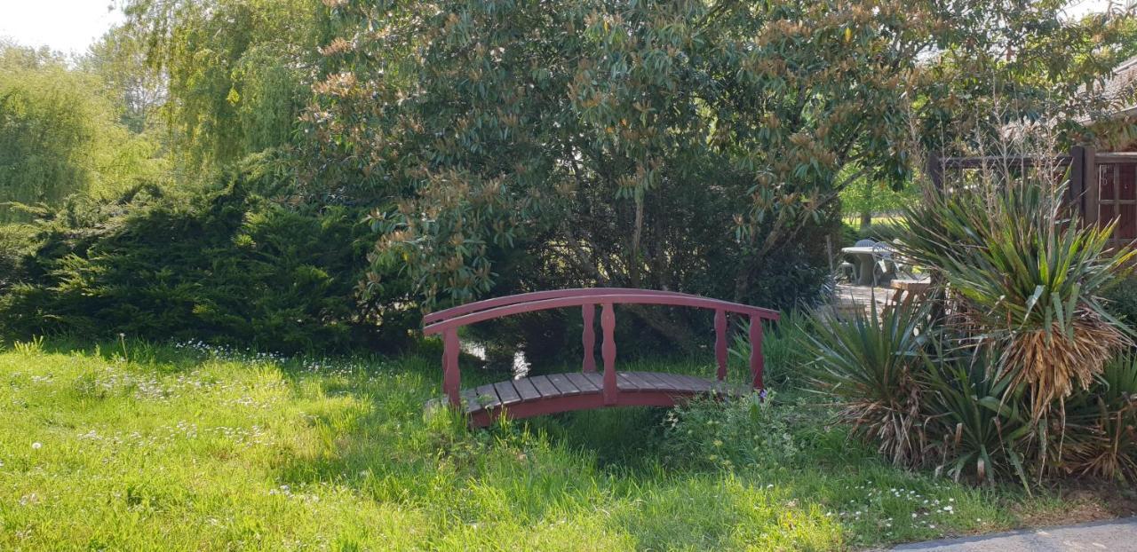 Les Grands Bois Villa Saint-Épain Eksteriør bilde